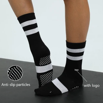Новые носки для пилатеса и йоги с логотипом, силиконовые нескользящие износостойкие Удобные спортивные носки для фитнеса, носки для танцев на открытом воздухе